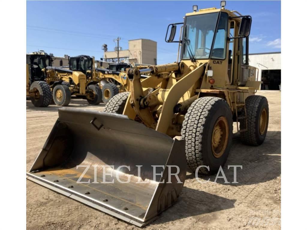 CAT 916 Utovarivači na točkove