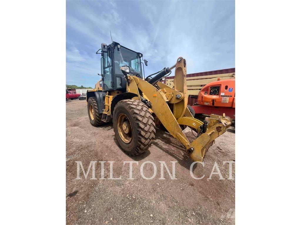CAT 918M Utovarivači na točkove