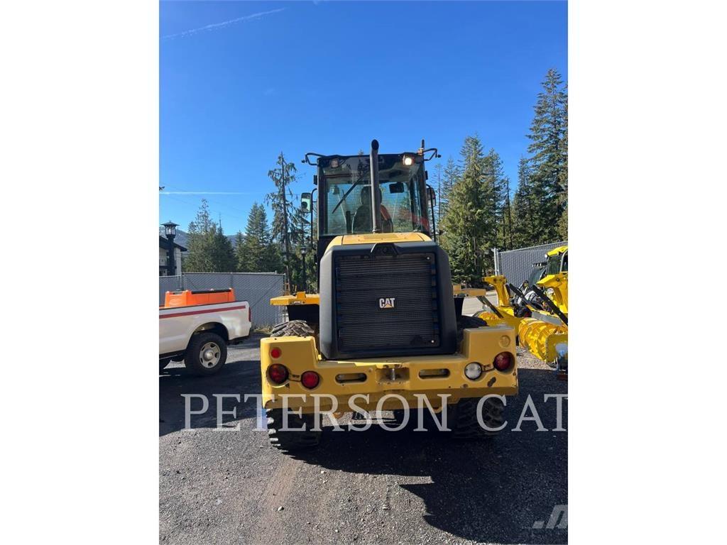 CAT 918M Utovarivači na točkove