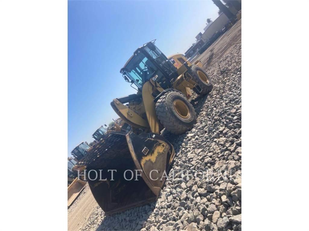 CAT 926M Utovarivači na točkove