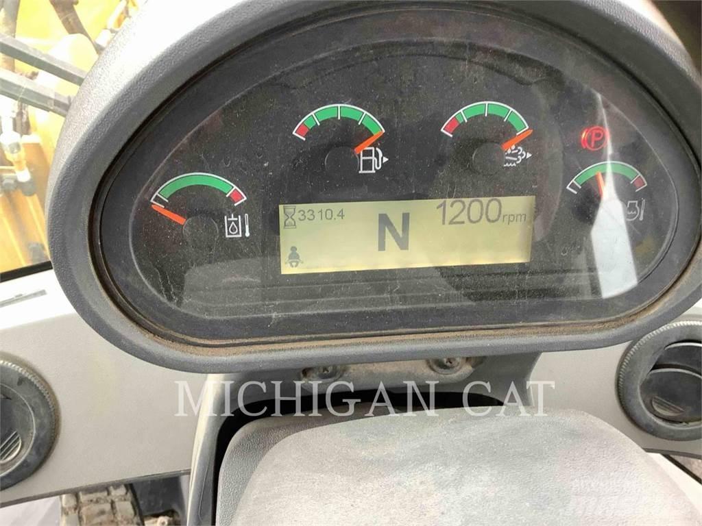 CAT 926M Utovarivači na točkove