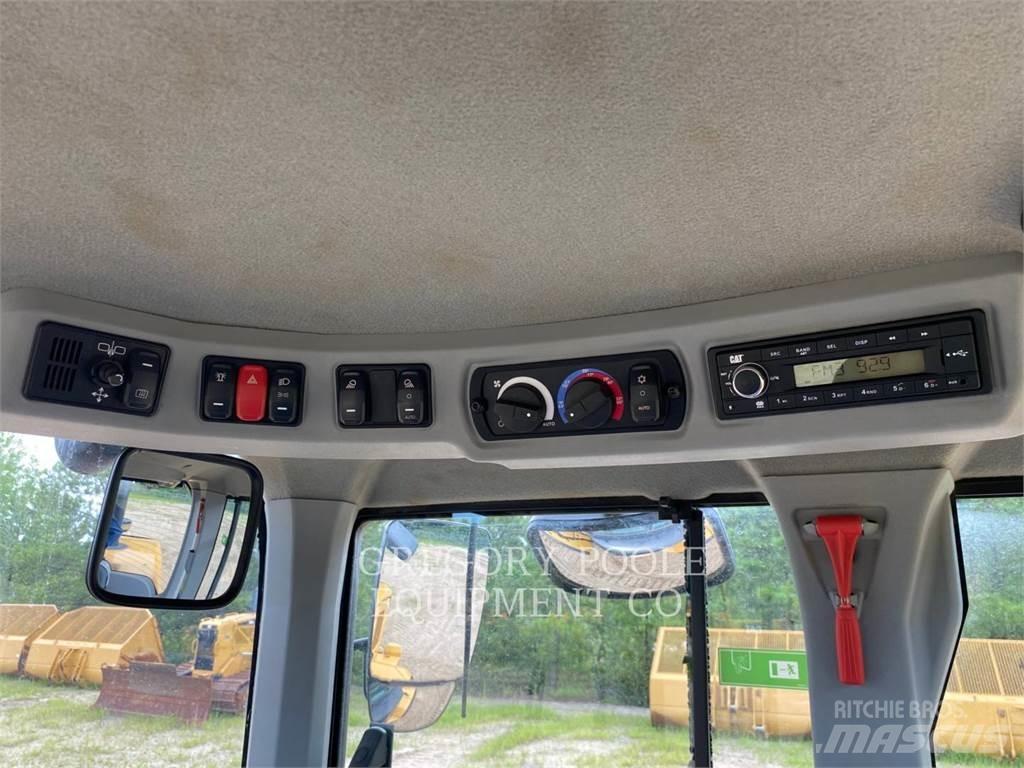 CAT 926M Utovarivači na točkove