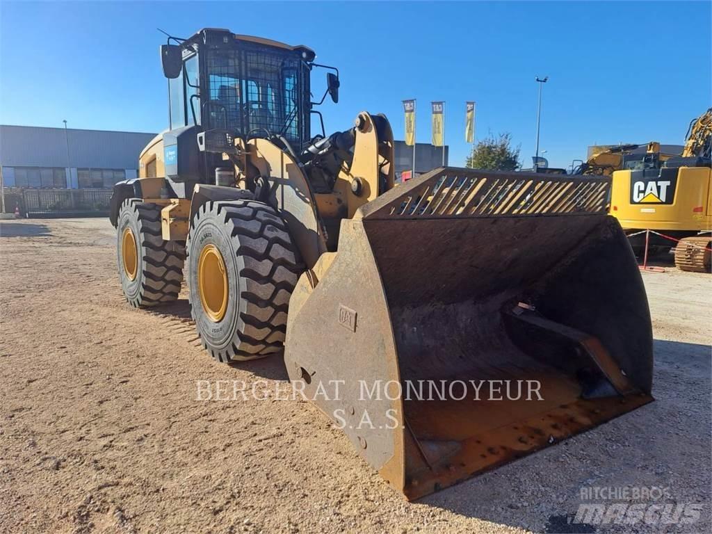 CAT 926M Utovarivači na točkove