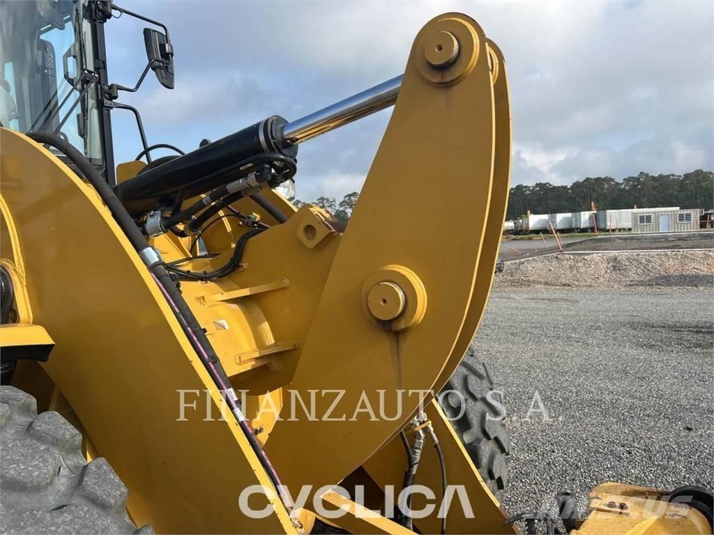 CAT 926M Utovarivači na točkove