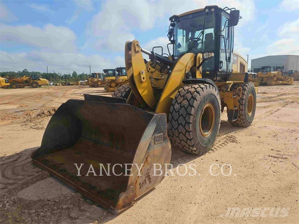 CAT 926M Utovarivači na točkove