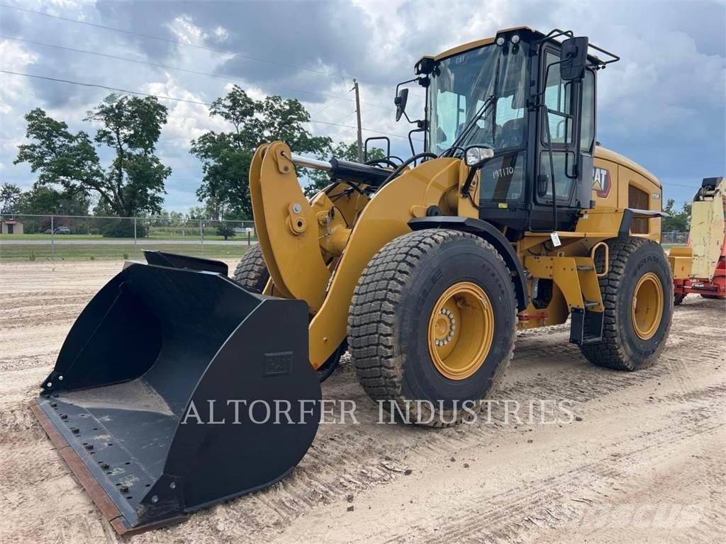 CAT 926M Utovarivači na točkove
