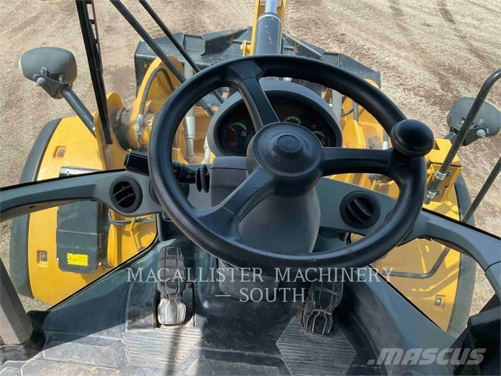 CAT 926M Utovarivači na točkove