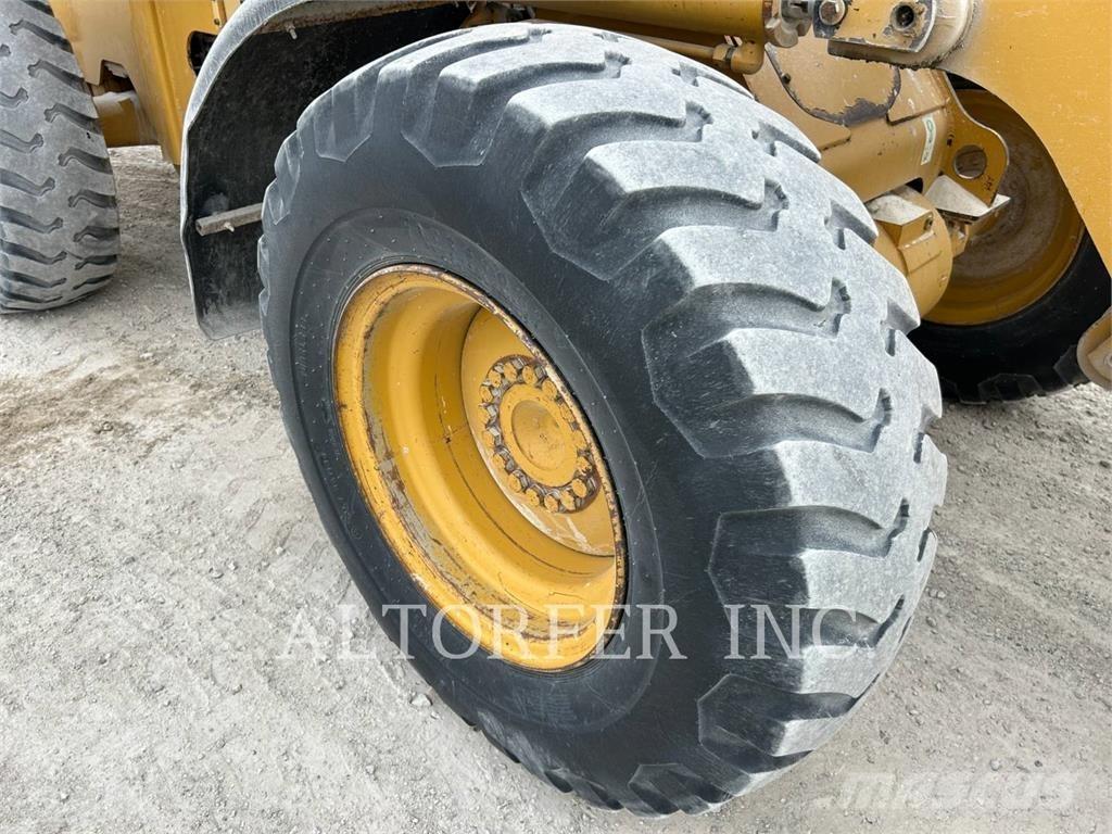 CAT 928G Utovarivači na točkove