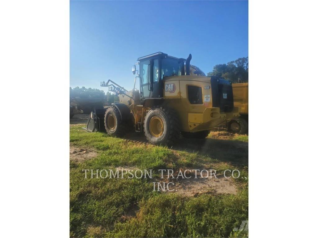CAT 930 Utovarivači na točkove