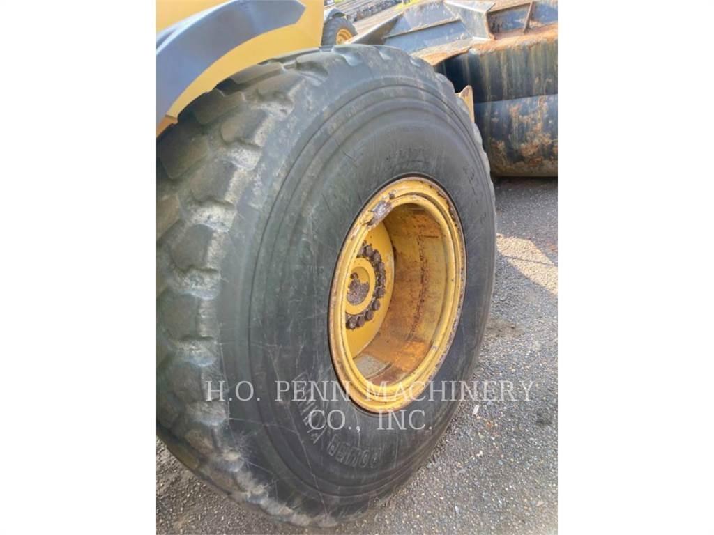 CAT 930M Utovarivači na točkove
