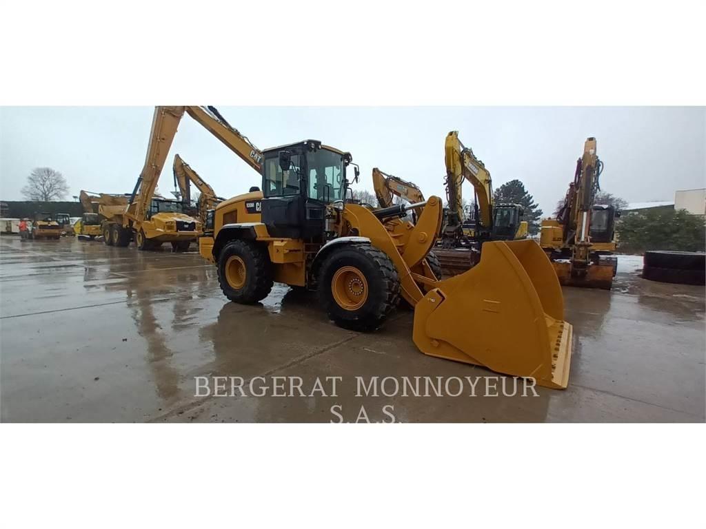 CAT 930M Utovarivači na točkove