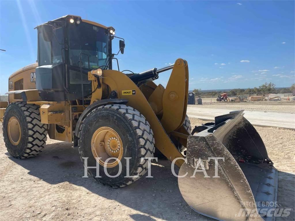 CAT 930M Utovarivači na točkove