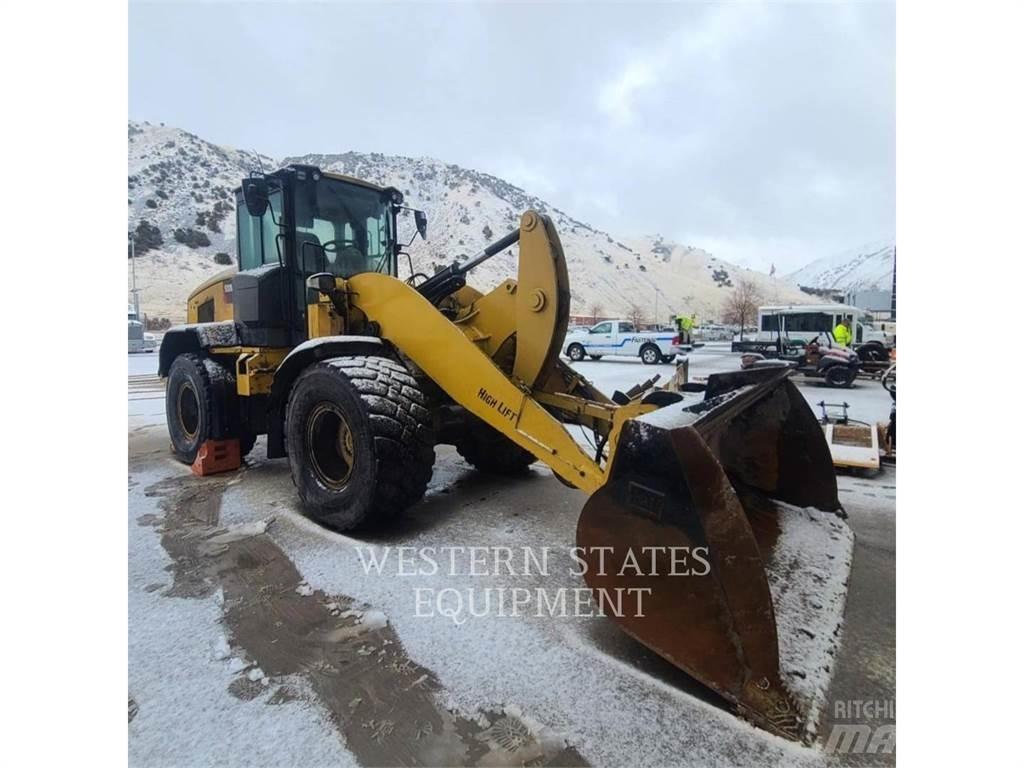 CAT 930M Utovarivači na točkove