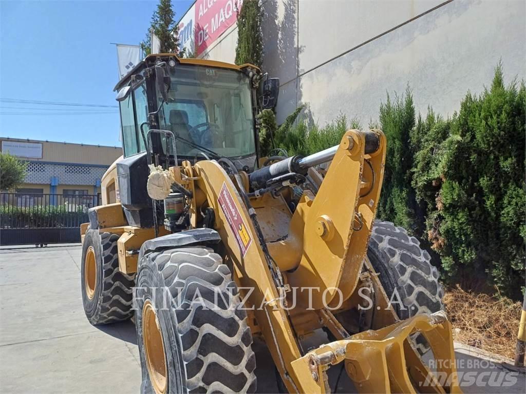 CAT 930M Utovarivači na točkove