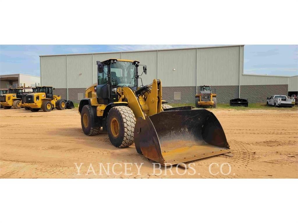 CAT 930M Utovarivači na točkove