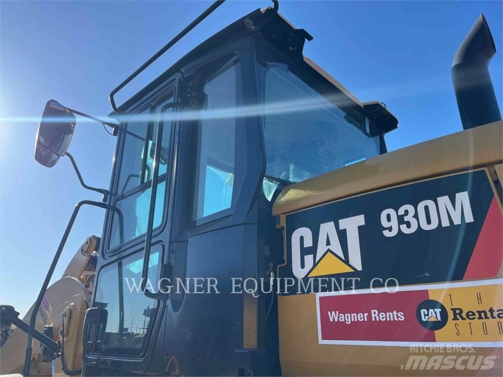 CAT 930M Utovarivači na točkove