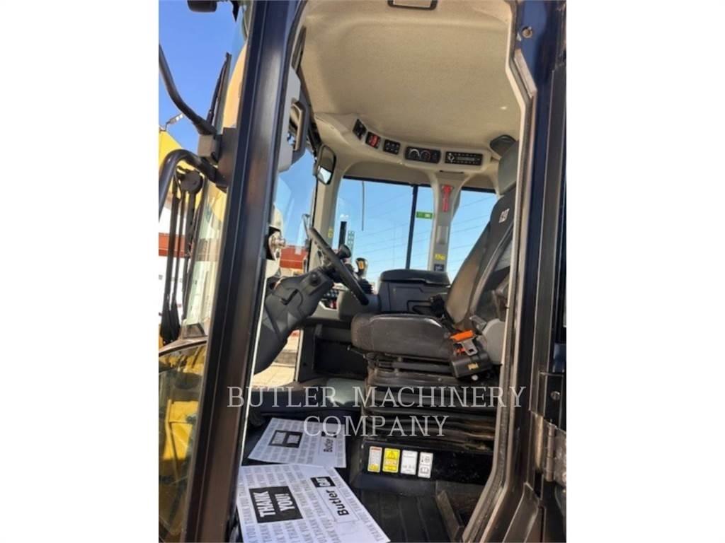 CAT 930M Utovarivači na točkove