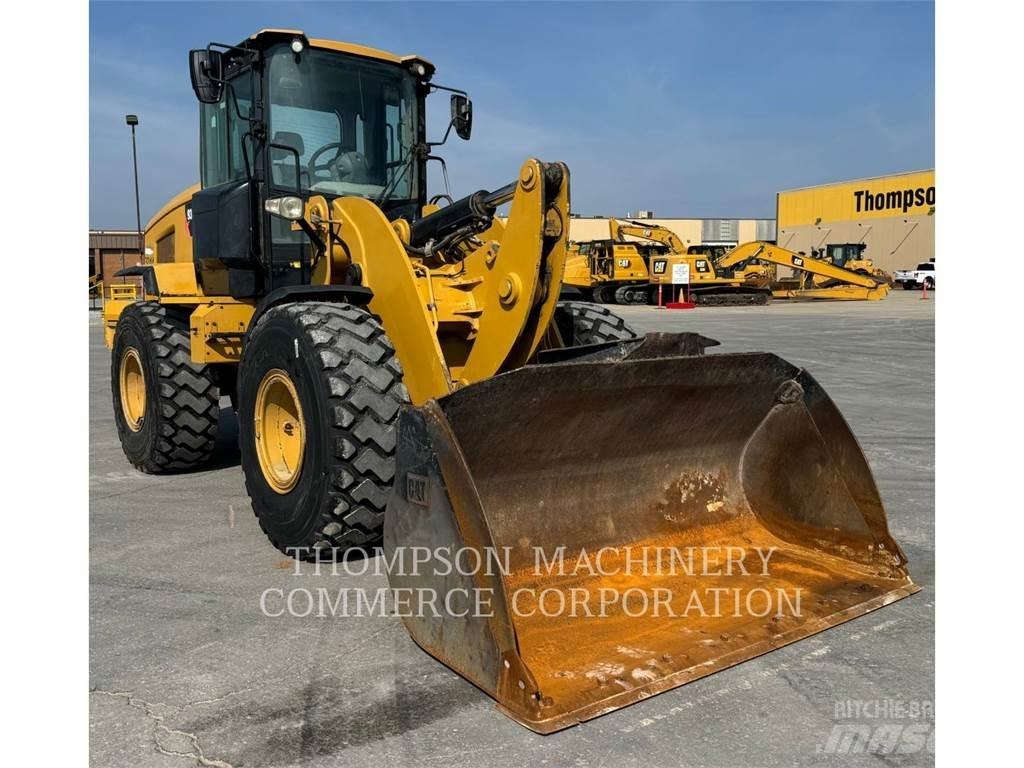 CAT 930M Utovarivači na točkove
