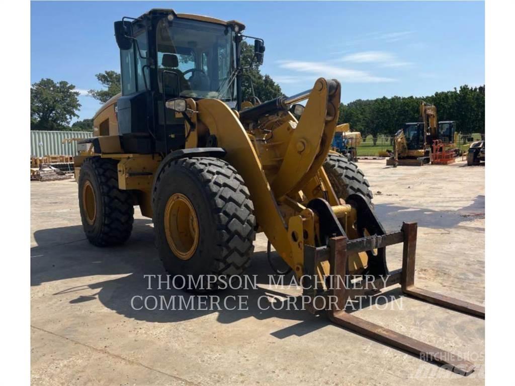 CAT 930M Utovarivači na točkove