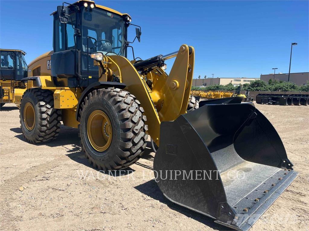 CAT 930M Utovarivači na točkove