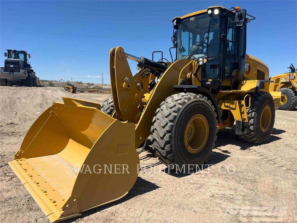 CAT 930M Utovarivači na točkove