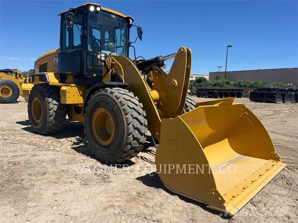 CAT 930M Utovarivači na točkove