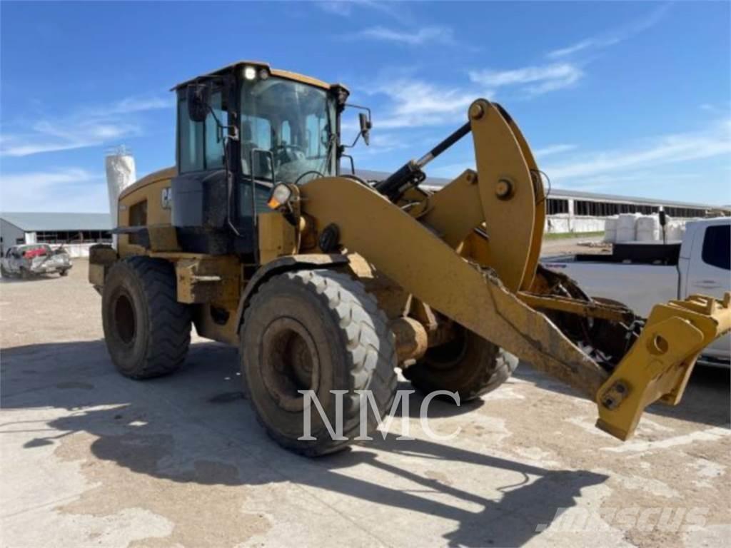 CAT 930M Utovarivači na točkove