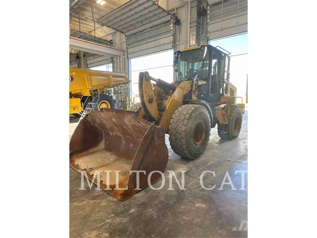 CAT 930M Utovarivači na točkove