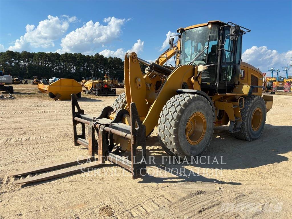 CAT 930M Utovarivači na točkove