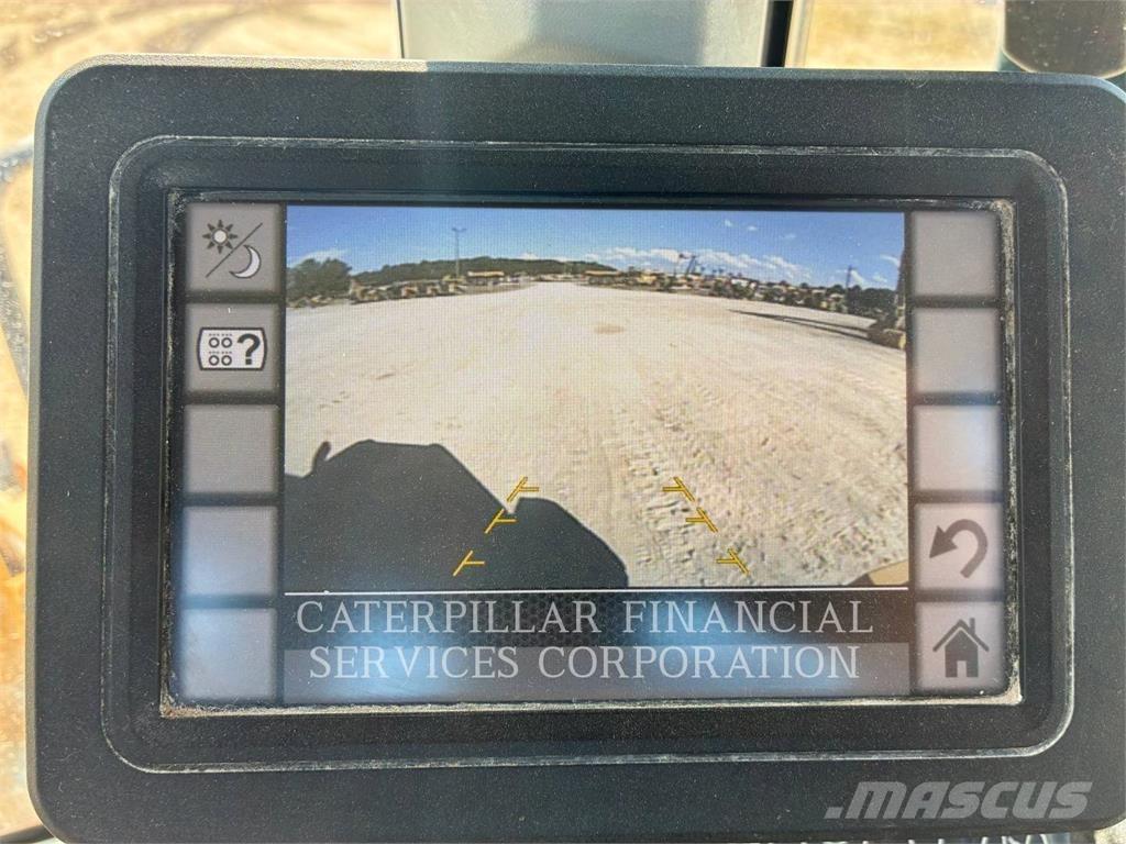 CAT 930M Utovarivači na točkove