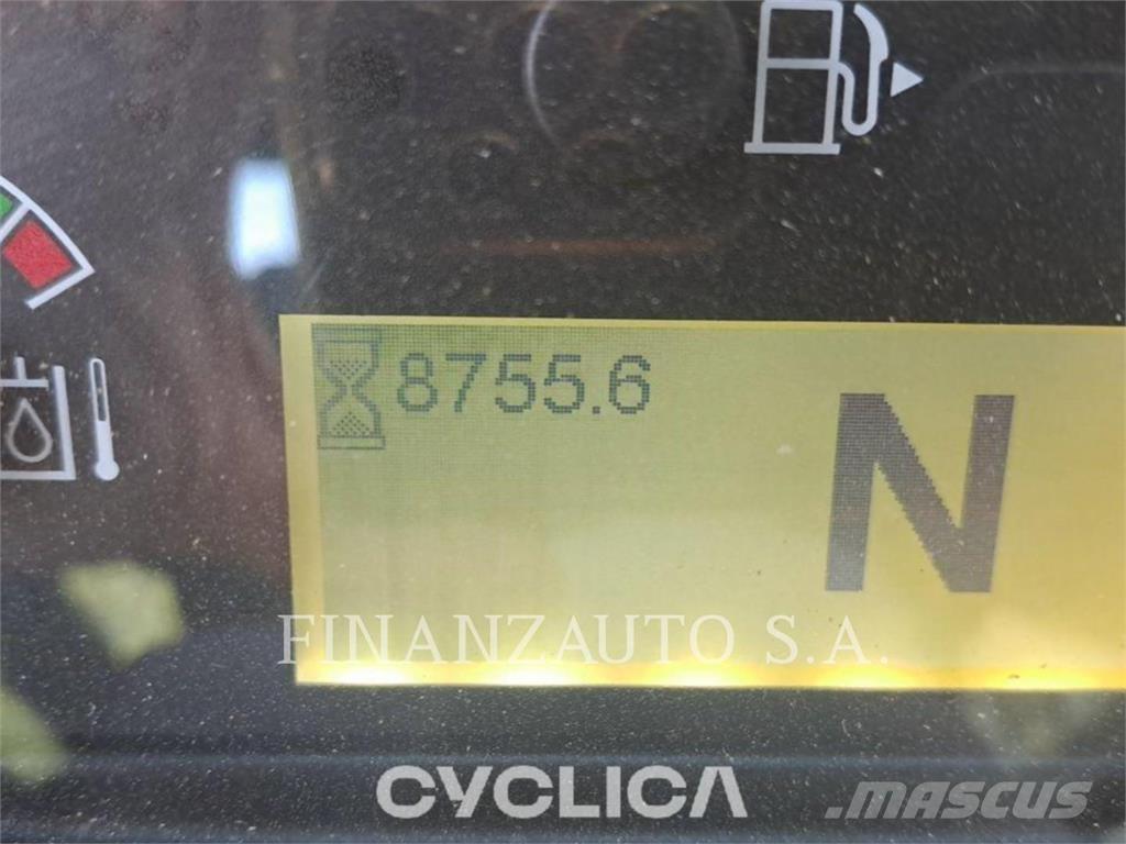 CAT 930M Utovarivači na točkove