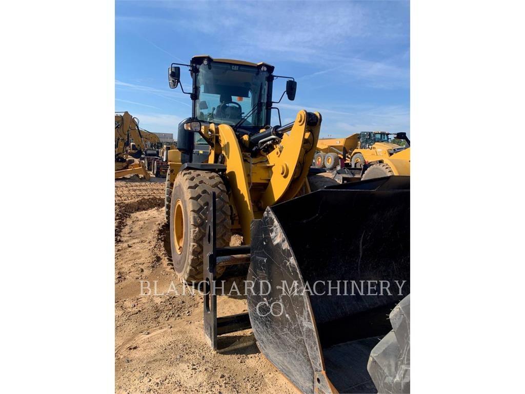 CAT 930M Utovarivači na točkove