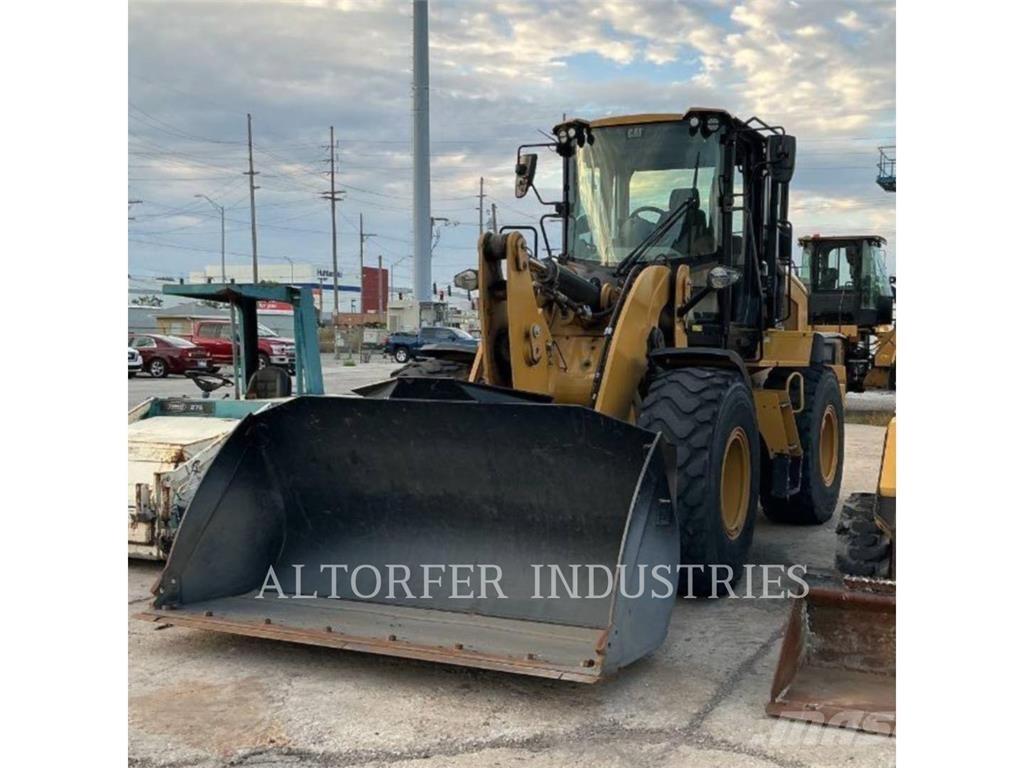 CAT 930M Utovarivači na točkove