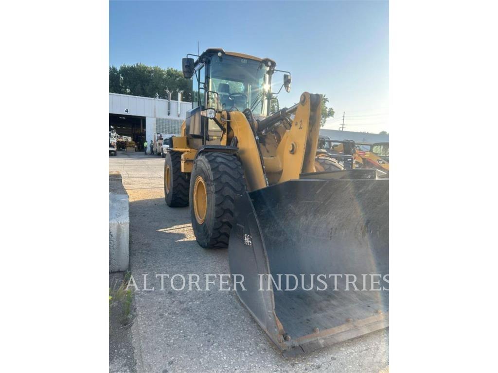 CAT 930M Utovarivači na točkove