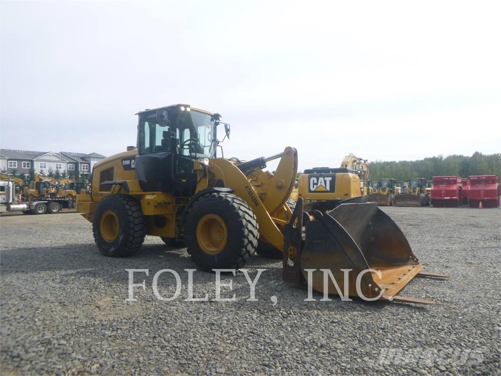 CAT 930M Utovarivači na točkove