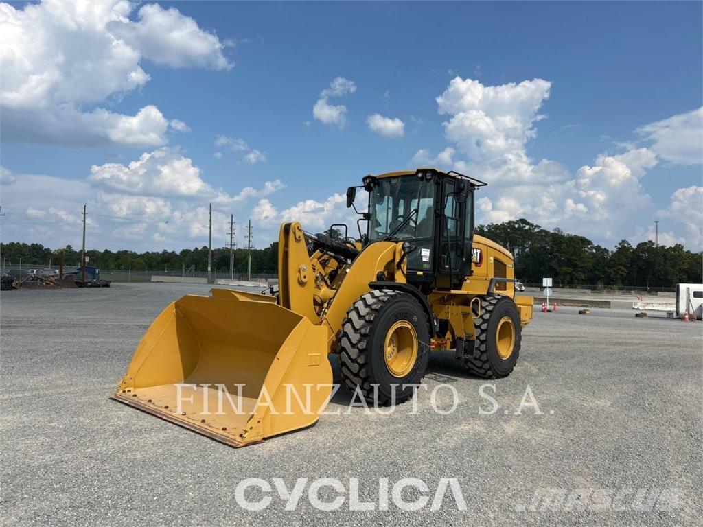 CAT 930M Utovarivači na točkove