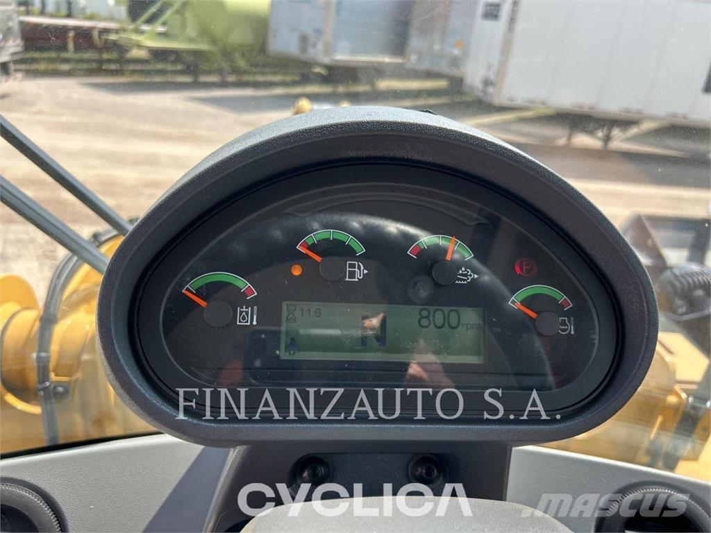 CAT 930M Utovarivači na točkove