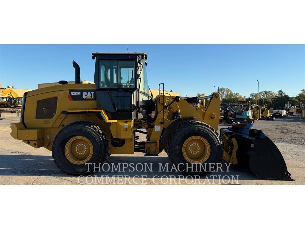 CAT 930M Utovarivači na točkove