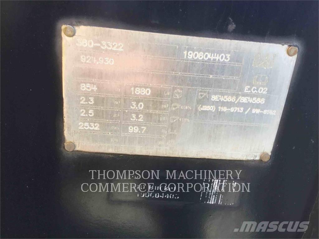 CAT 930M Utovarivači na točkove