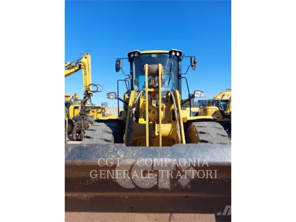 CAT 930M Utovarivači na točkove