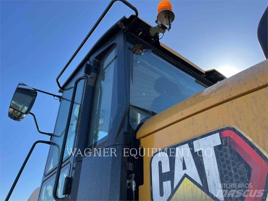 CAT 938 Utovarivači na točkove