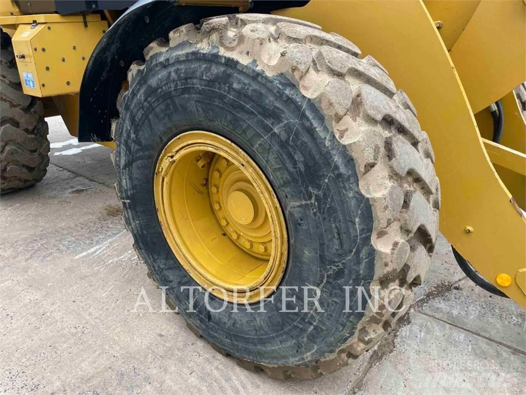 CAT 938M Utovarivači na točkove