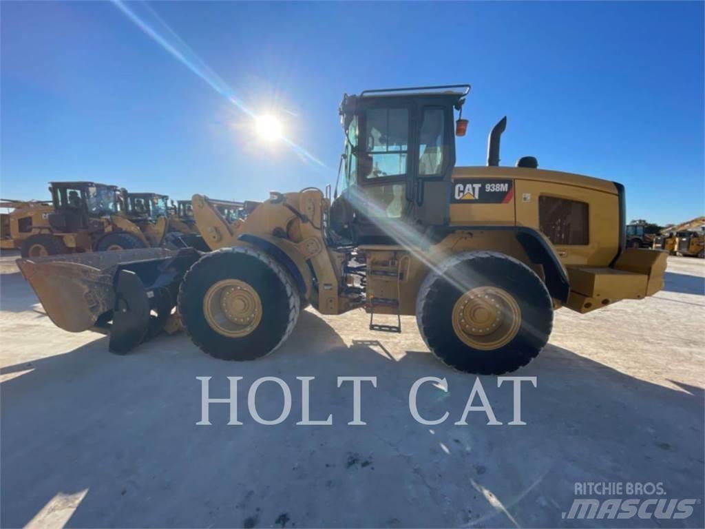 CAT 938M Utovarivači na točkove