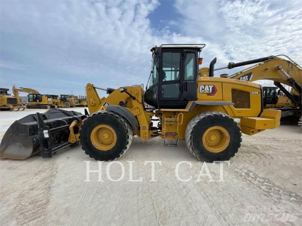 CAT 938M Utovarivači na točkove