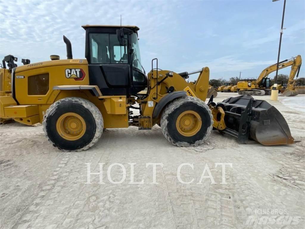CAT 938M Utovarivači na točkove