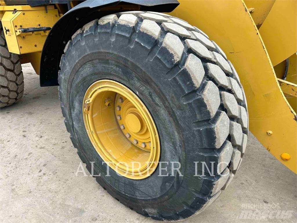 CAT 938M Utovarivači na točkove