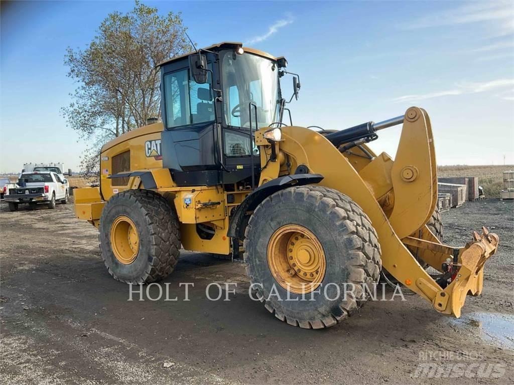 CAT 938M Utovarivači na točkove