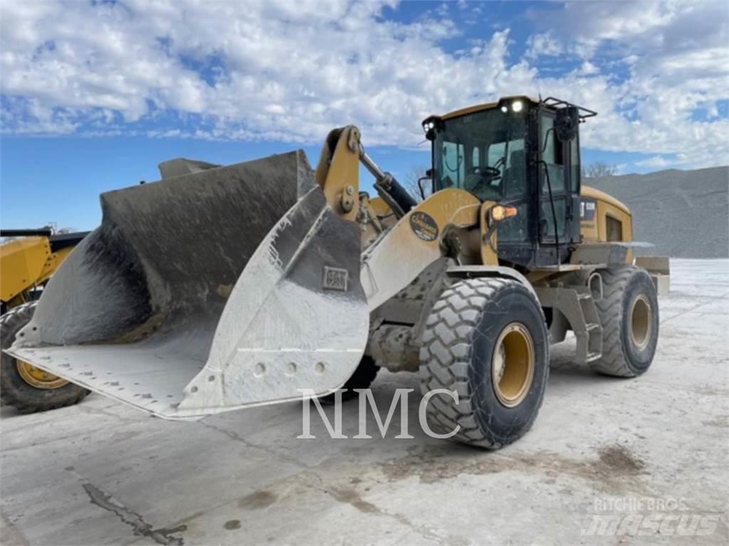CAT 938M Utovarivači na točkove