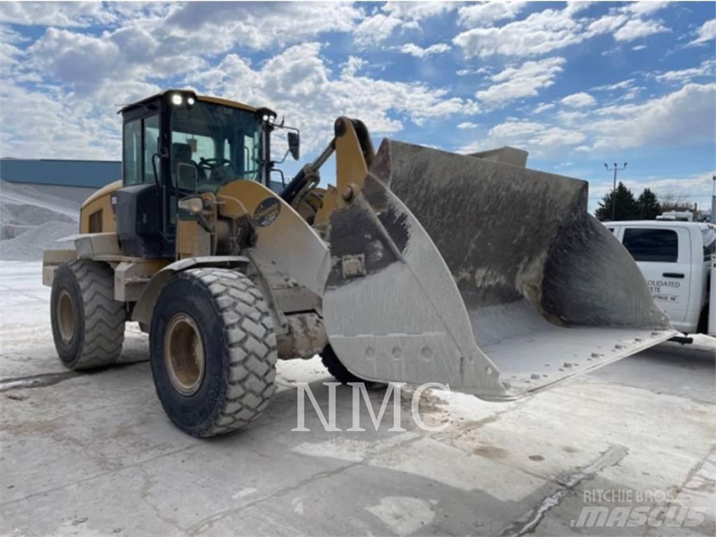 CAT 938M Utovarivači na točkove
