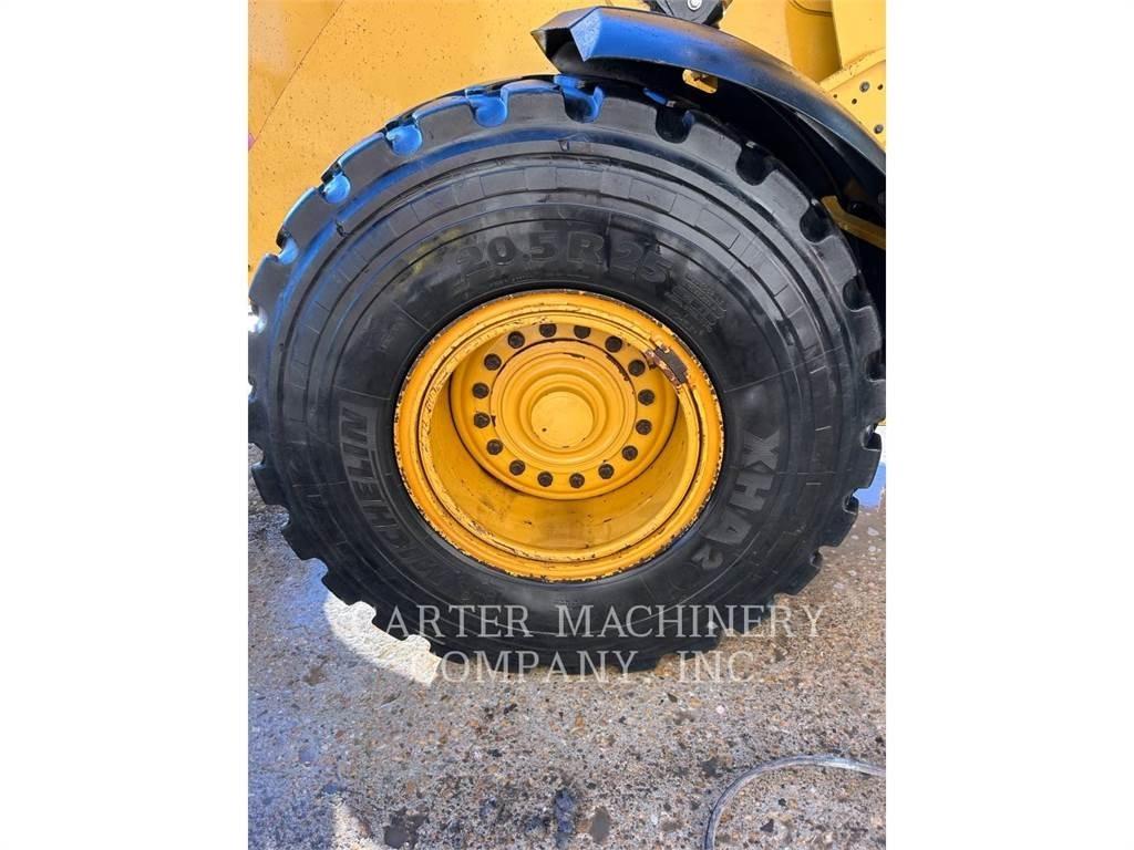 CAT 938M Utovarivači na točkove